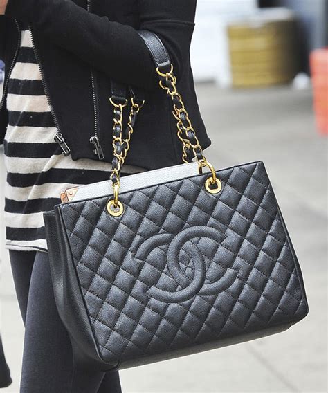 chanel classic black caviar gst shopping tote bag price